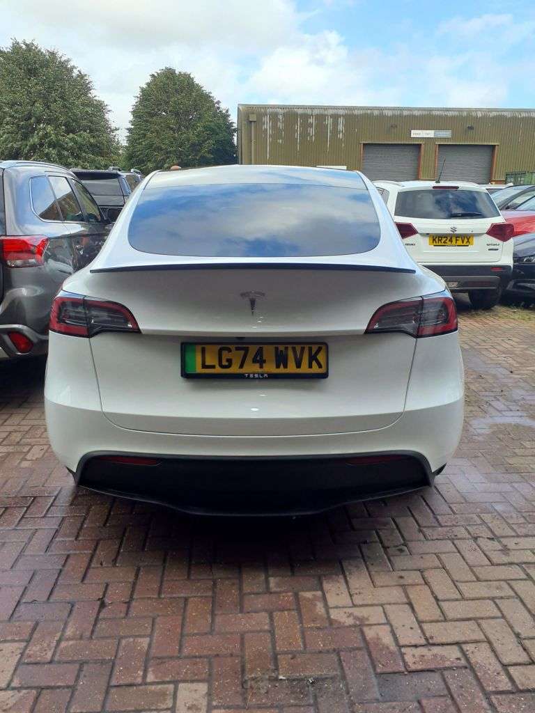 2024 TESLA MODEL Y 2024 TESLA MODEL Y