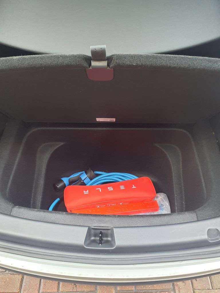 2024 TESLA MODEL Y 2024 TESLA MODEL Y