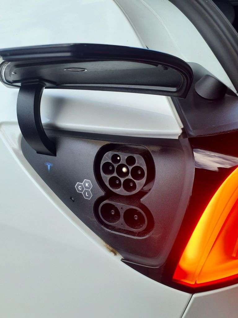 2024 TESLA MODEL Y 2024 TESLA MODEL Y