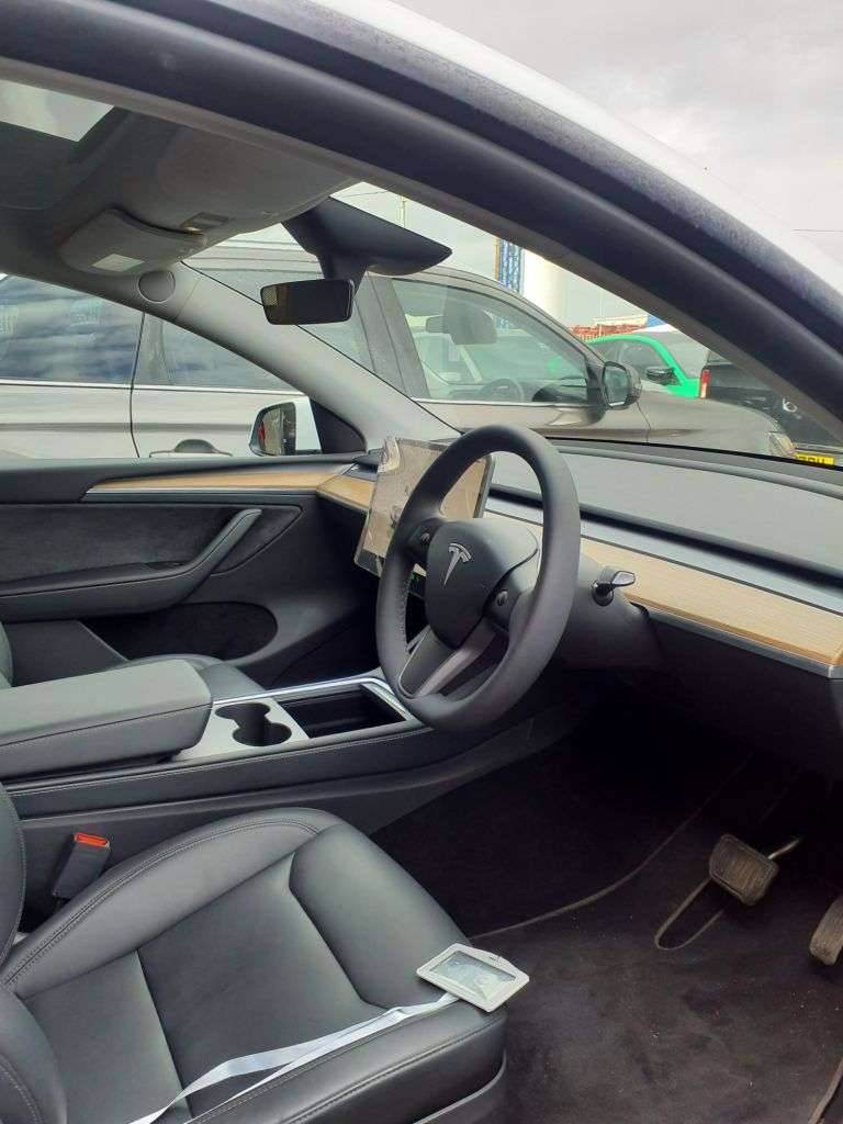 2024 TESLA MODEL Y 2024 TESLA MODEL Y