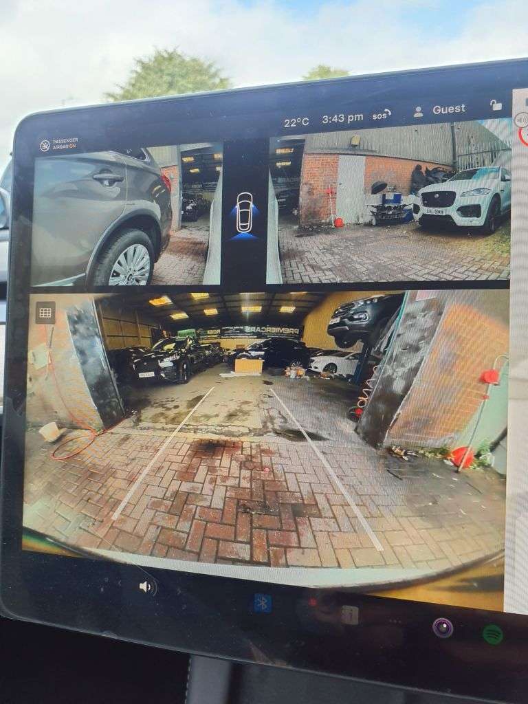 2024 TESLA MODEL Y 2024 TESLA MODEL Y