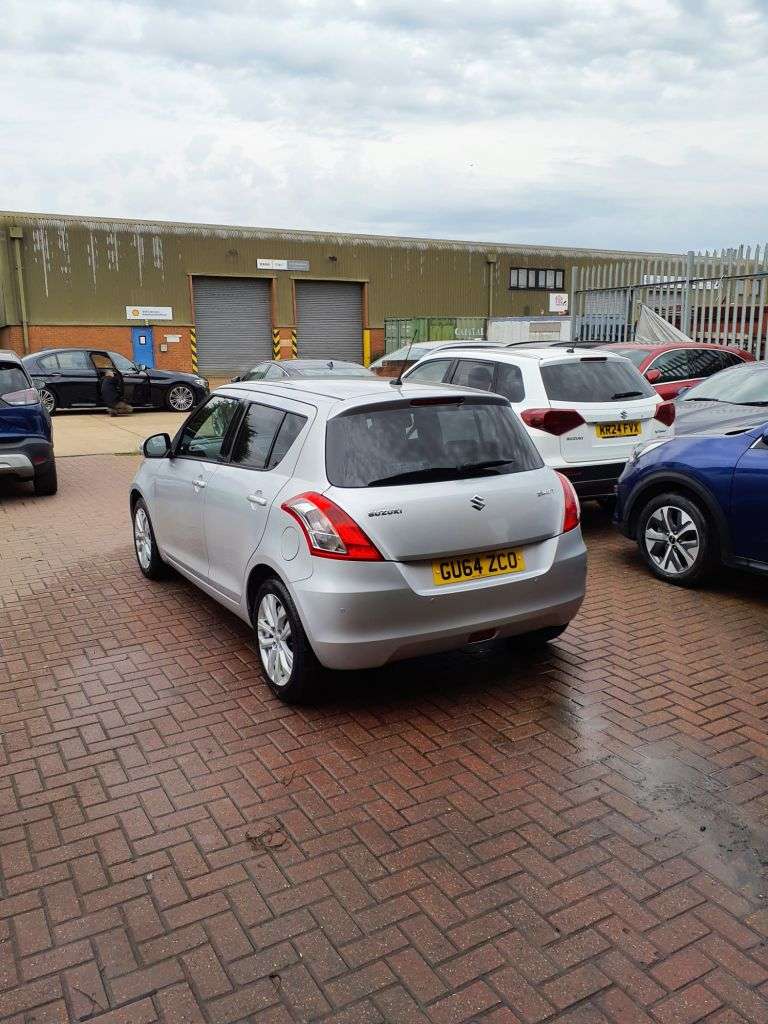 2014 SUZUKI SWIFT 2014 SUZUKI SWIFT