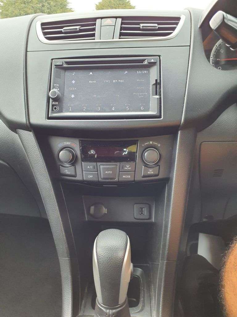 2014 SUZUKI SWIFT 2014 SUZUKI SWIFT