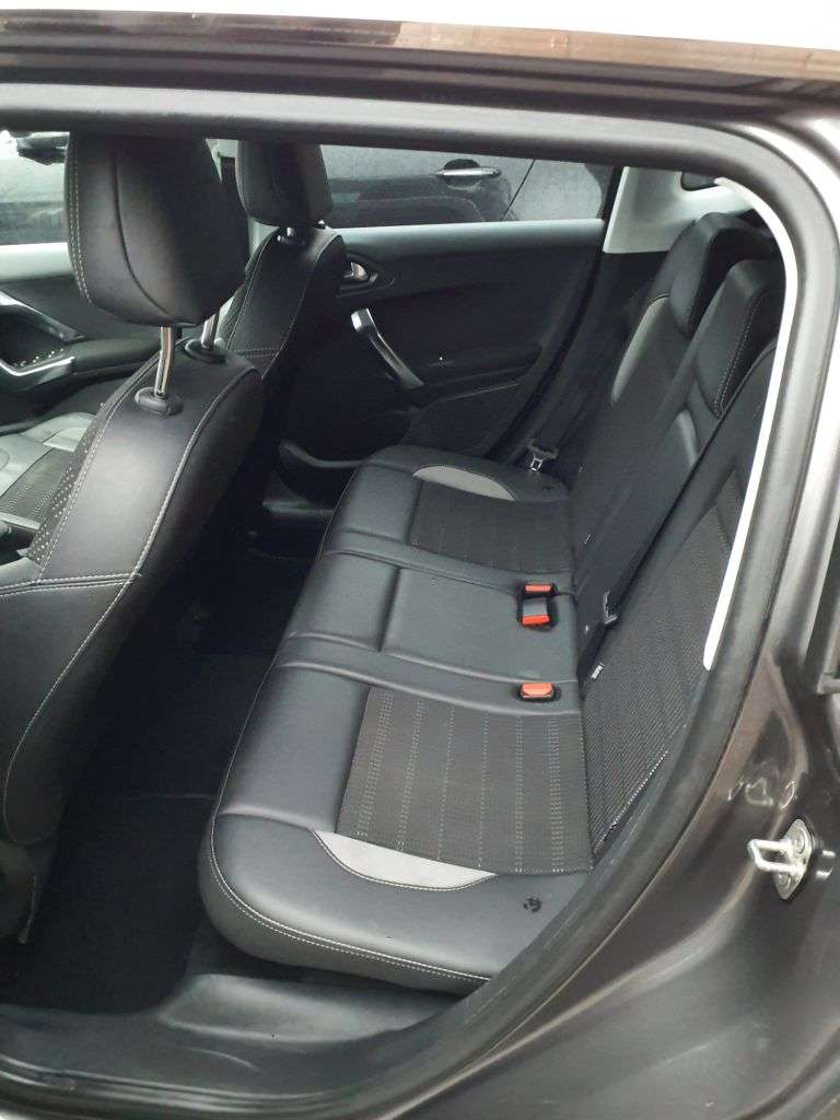 2017 PEUGEOT 2008 2017 PEUGEOT 2008