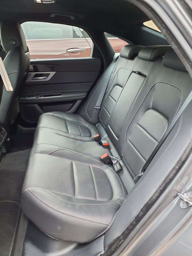 2018 JAGUAR XF 2018 JAGUAR XF