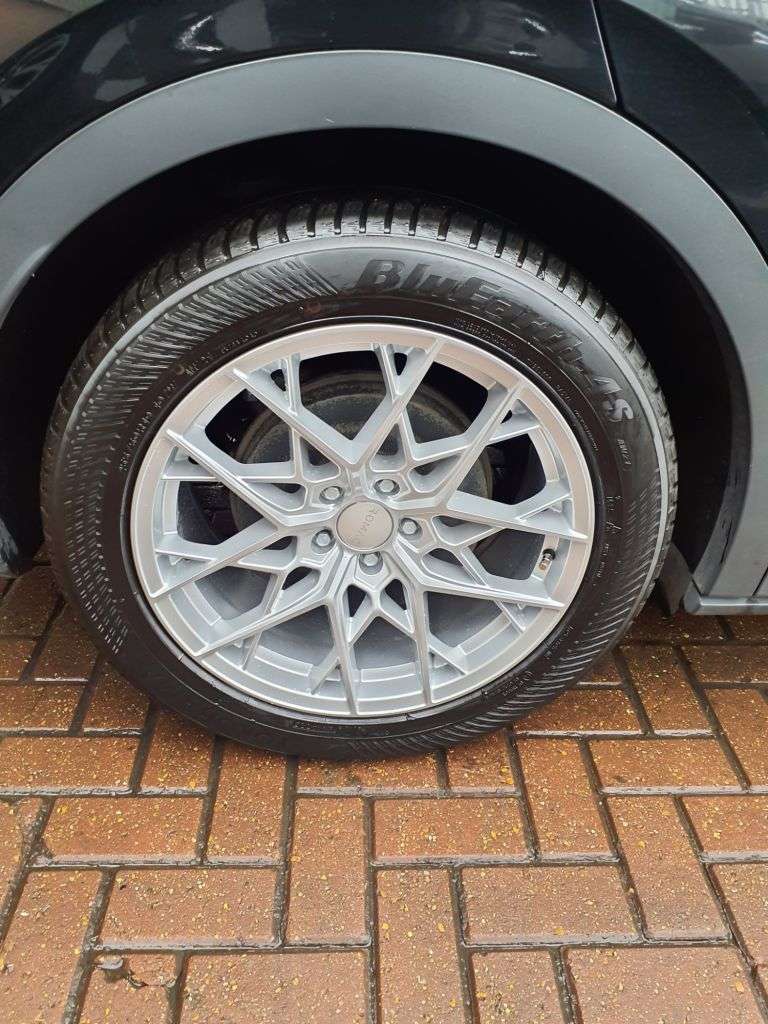 2021 VOLKSWAGEN ID.4 2021 VOLKSWAGEN ID.4