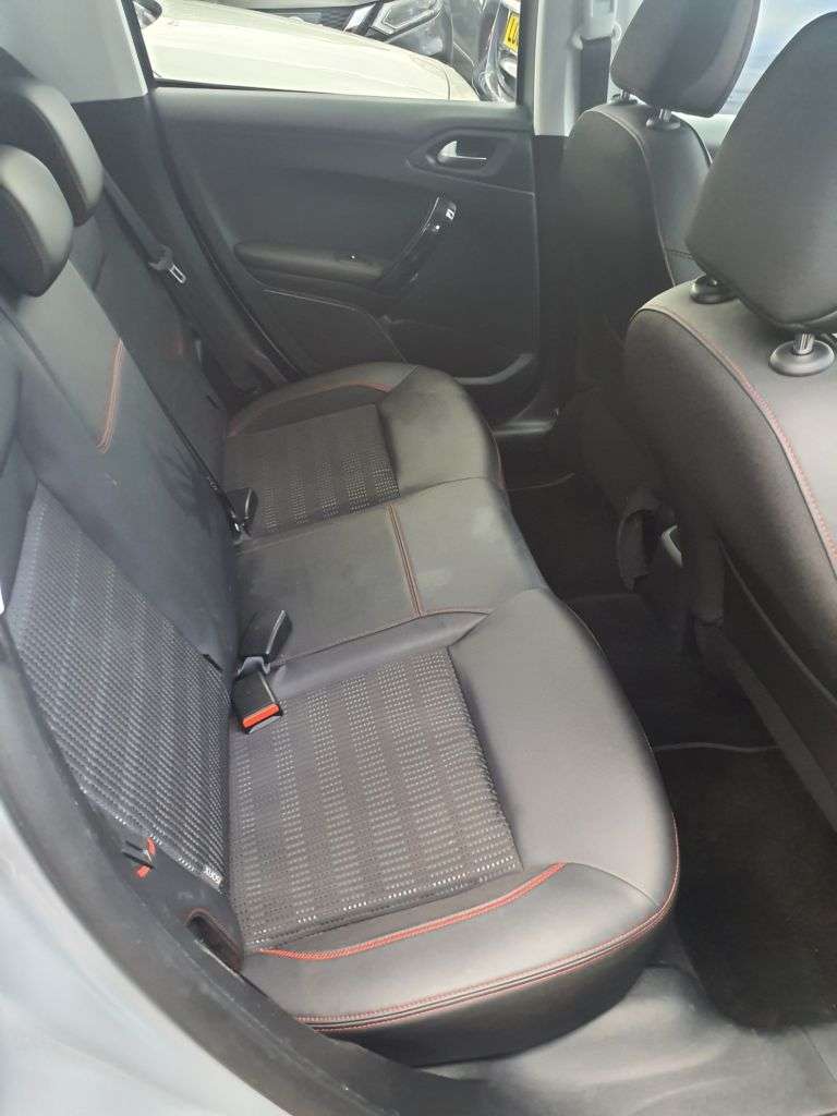 2018 PEUGEOT 208 2018 PEUGEOT 208
