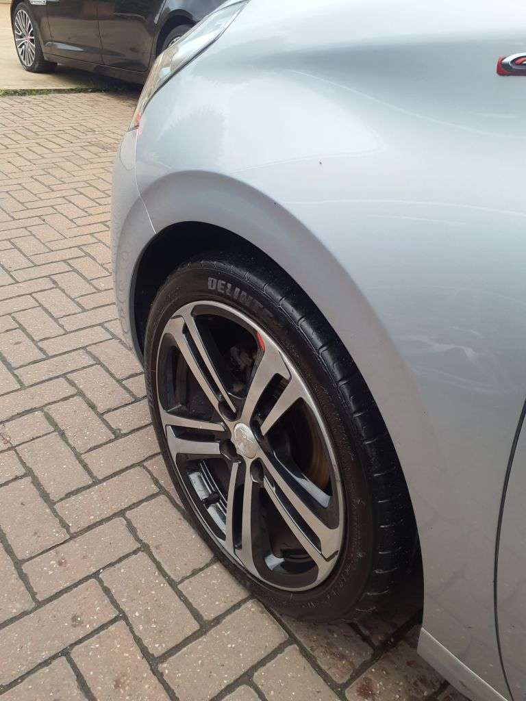 2018 PEUGEOT 208 2018 PEUGEOT 208