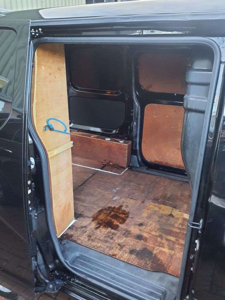 2019 NISSAN NV200 2019 NISSAN NV200