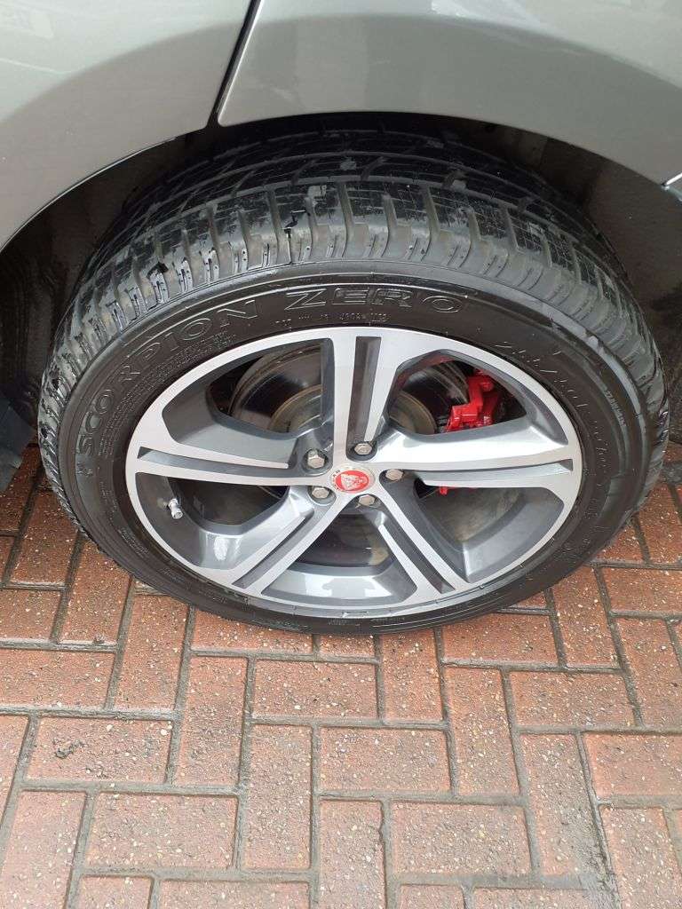 2017 JAGUAR F-PACE 2017 JAGUAR F-PACE