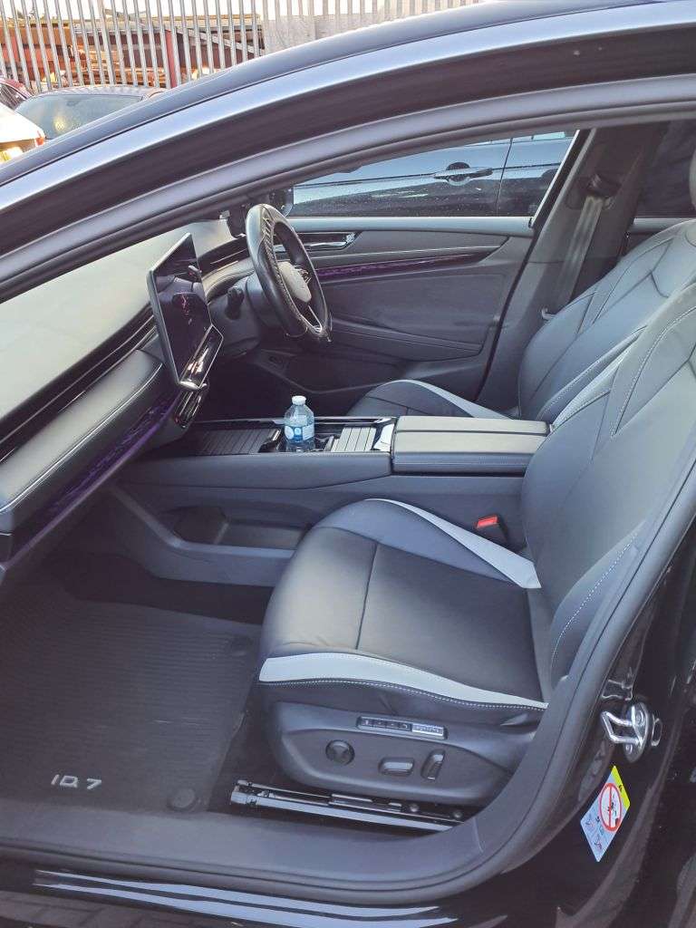 A 2025 VOLKSWAGEN ID.7 Pro 77kWh Match Fastback 5dr Electric Auto (286 ps) CHEAPEST ONLINE HPI CLE A 2025 VOLKSWAGEN ID.7 Pro 77kWh Match Fastback 5dr Electric Auto (286 ps) CHEAPEST ONLINE HPI CLE