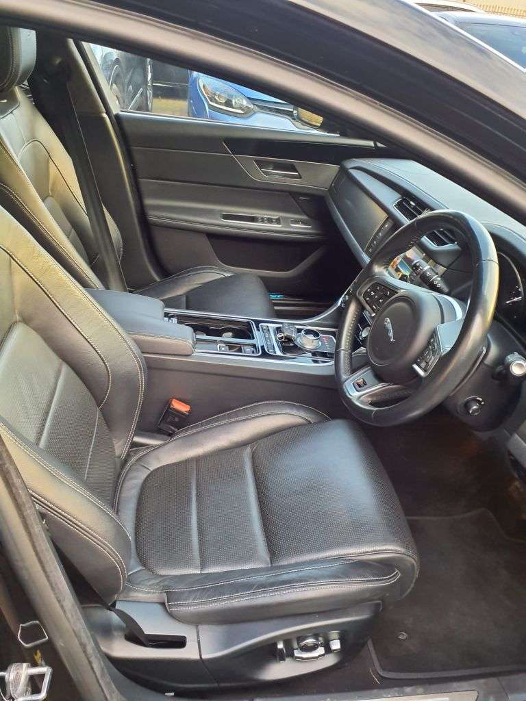 2016 JAGUAR XF 2016 JAGUAR XF