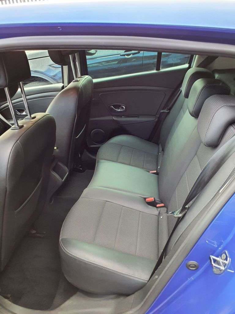 2015 RENAULT MEGANE 2015 RENAULT MEGANE