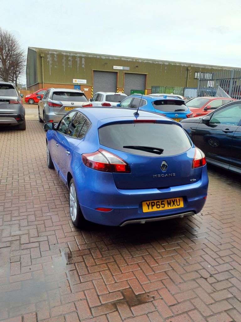 2015 RENAULT MEGANE 2015 RENAULT MEGANE