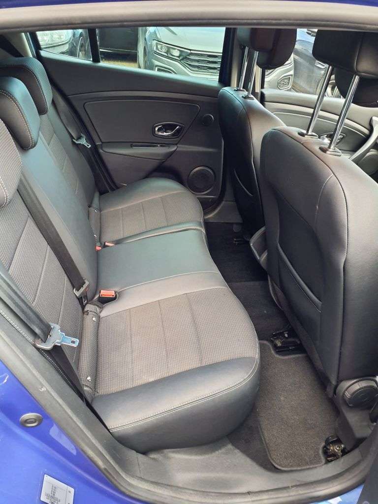 2015 RENAULT MEGANE 2015 RENAULT MEGANE