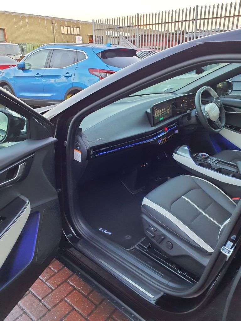 2025 KIA EV6 2025 KIA EV6