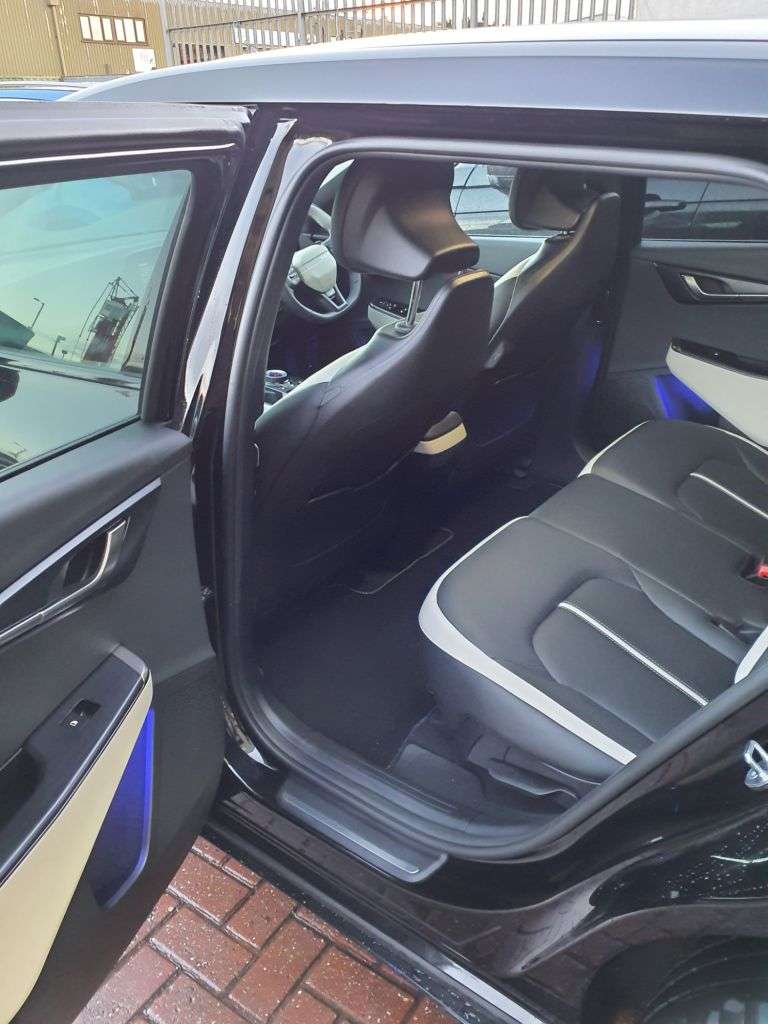 2025 KIA EV6 2025 KIA EV6