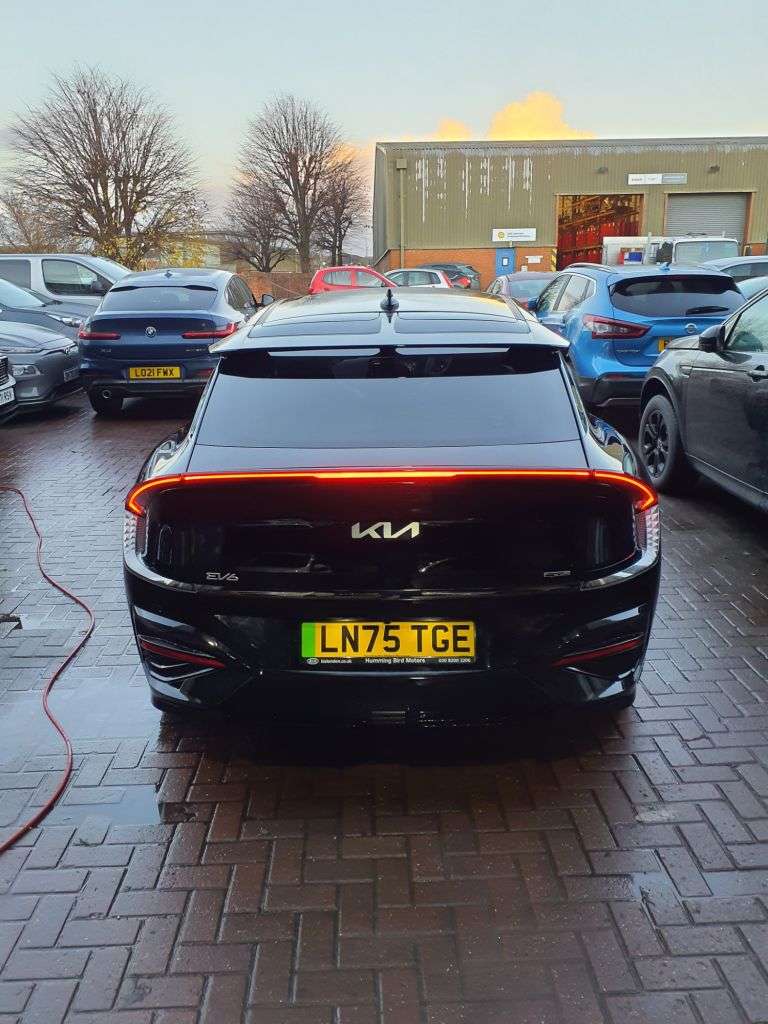 2025 KIA EV6 2025 KIA EV6