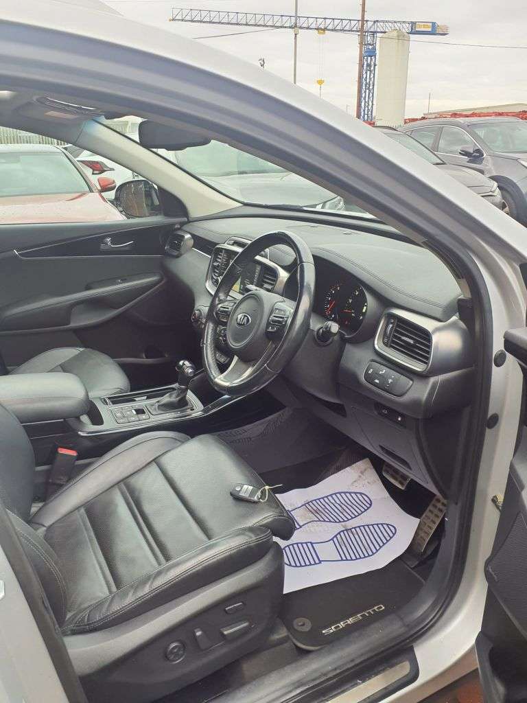 2017 KIA SORENTO 2017 KIA SORENTO