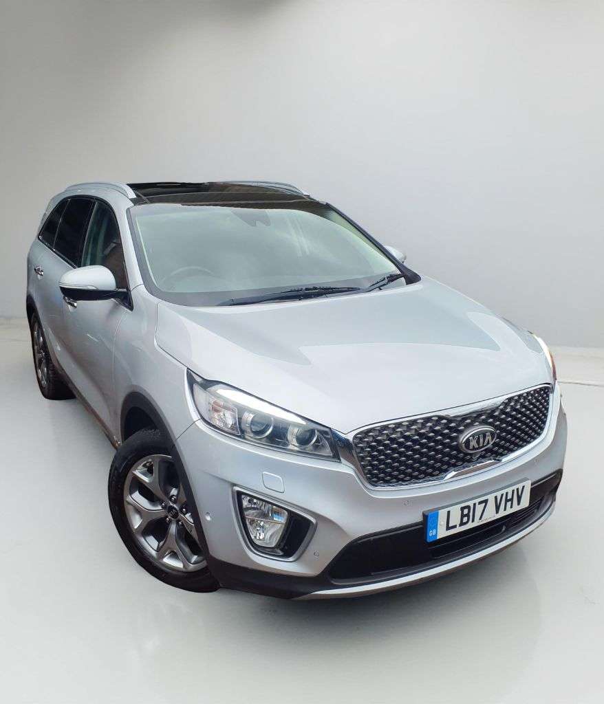 Check out this Kia Sorento 2017 Diesel Automatic