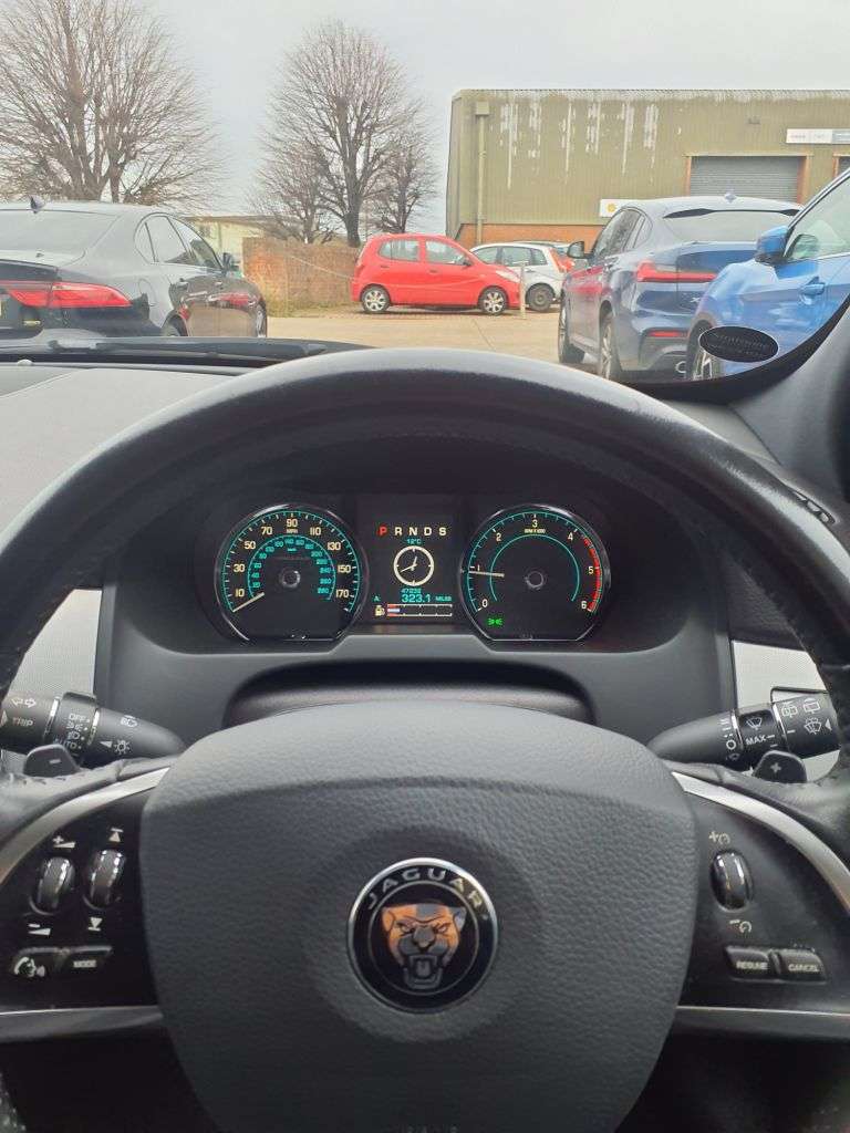 2015 JAGUAR XF 2015 JAGUAR XF