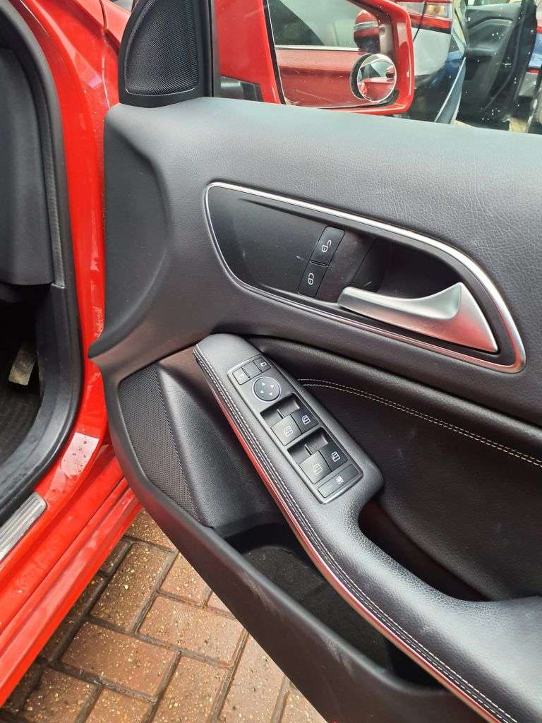 2017 MERCEDES-BENZ A-CLASS 2017 MERCEDES-BENZ A-CLASS