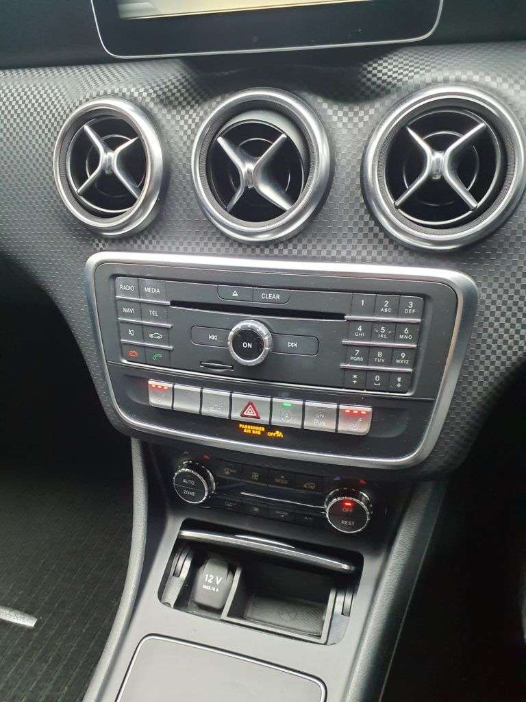 2017 MERCEDES-BENZ A-CLASS 2017 MERCEDES-BENZ A-CLASS