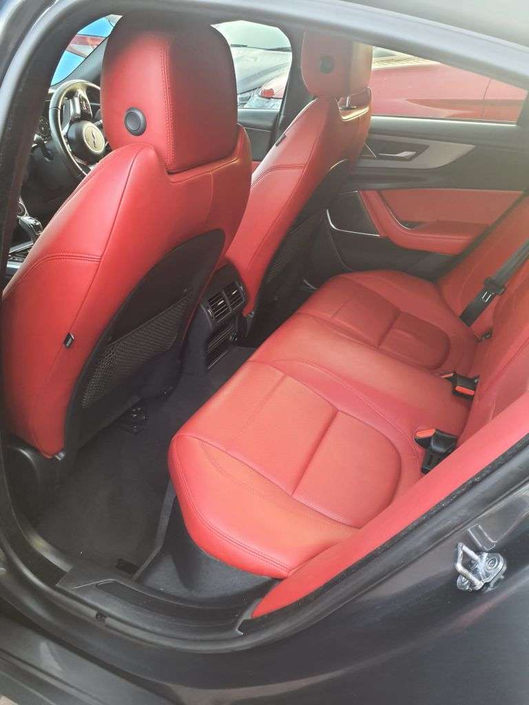 2019 JAGUAR XE 2019 JAGUAR XE