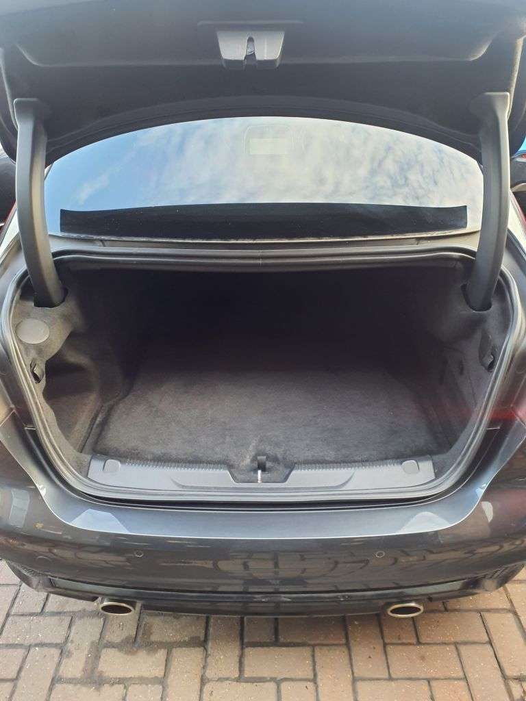 2019 JAGUAR XE 2019 JAGUAR XE