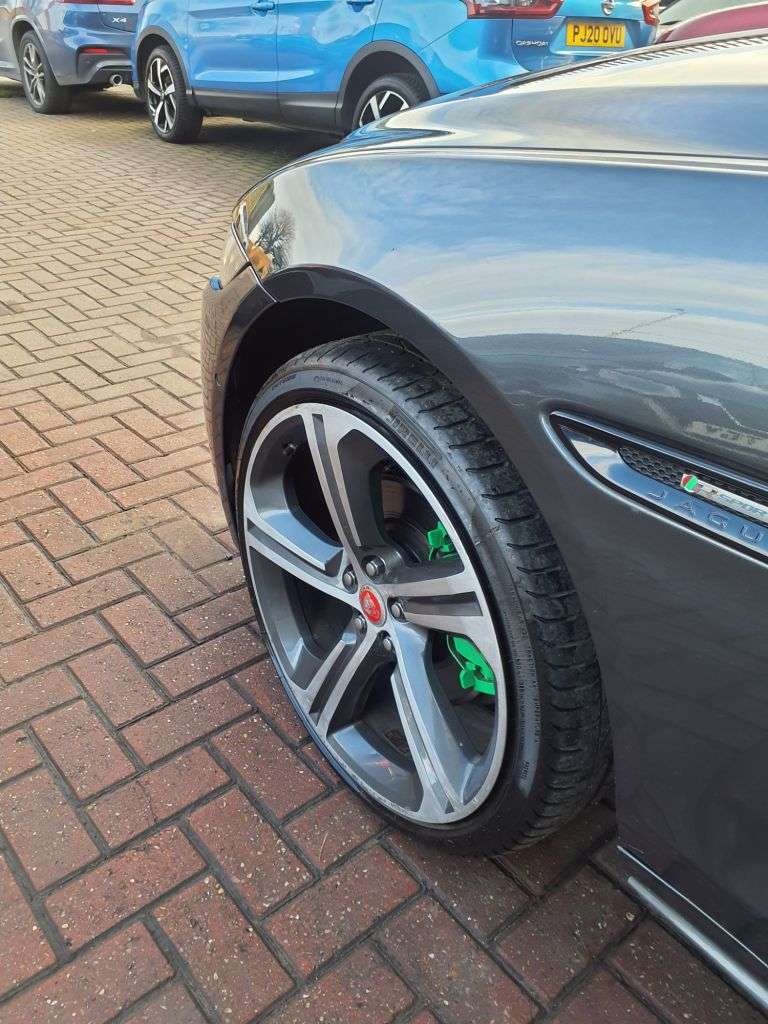 2019 JAGUAR XE 2019 JAGUAR XE