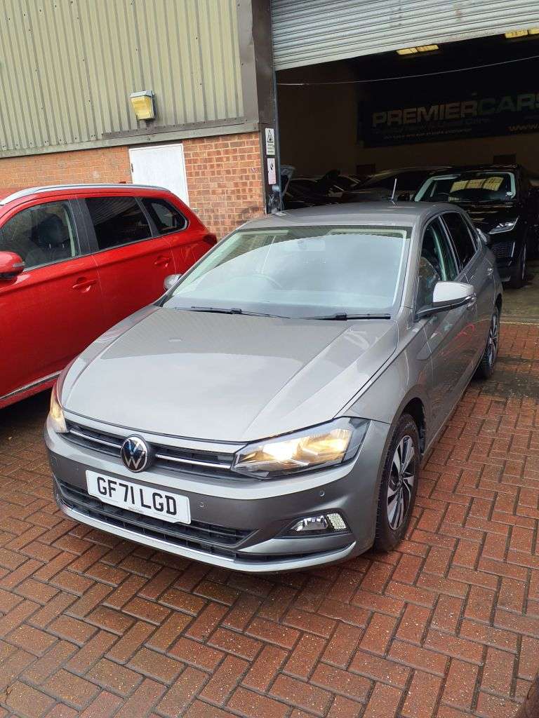A 2021 VOLKSWAGEN POLO 1.0 TSI Match Hatchback 5dr Petrol DSG Euro 6 (s/s) (95 ps) 6 MONTHS WARRAN A 2021 VOLKSWAGEN POLO 1.0 TSI Match Hatchback 5dr Petrol DSG Euro 6 (s/s) (95 ps) 6 MONTHS WARRAN
