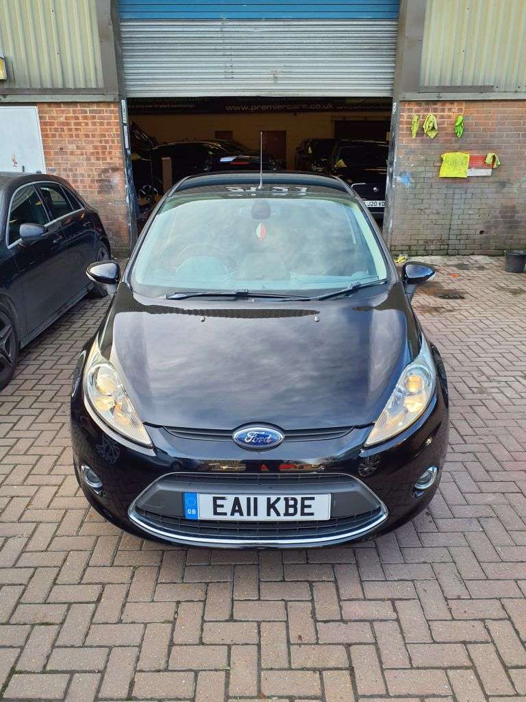 A 2011 FORD FIESTA 1.4 Titanium Hatchback 5dr Petrol Automatic (154 g/km, 94 bhp) AUTO NEW WAT A 2011 FORD FIESTA 1.4 Titanium Hatchback 5dr Petrol Automatic (154 g/km, 94 bhp) AUTO NEW WAT