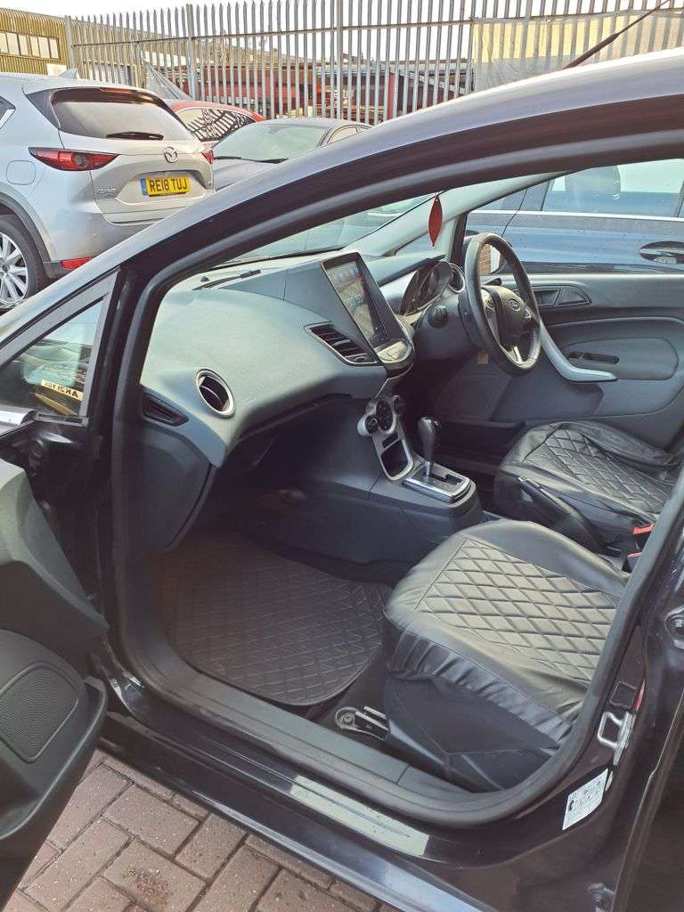 2011 FORD FIESTA 2011 FORD FIESTA