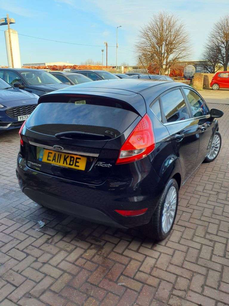 2011 FORD FIESTA 2011 FORD FIESTA