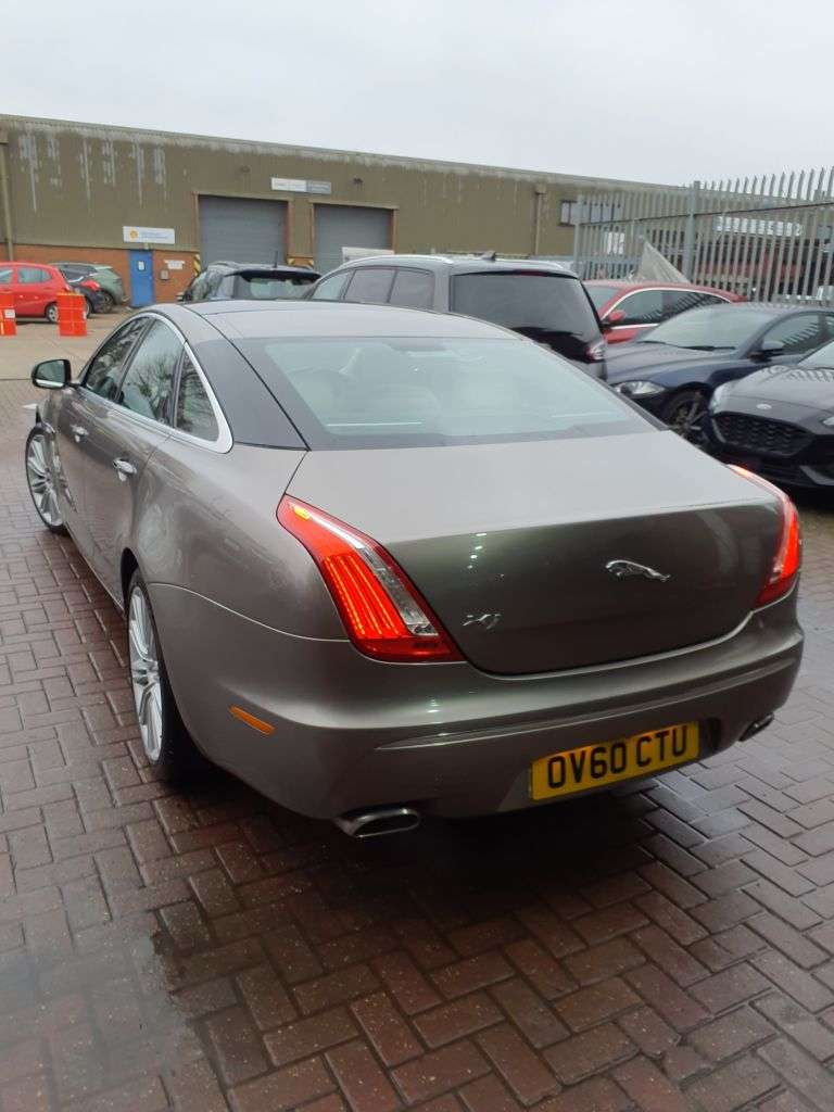 2010 JAGUAR XJ 2010 JAGUAR XJ