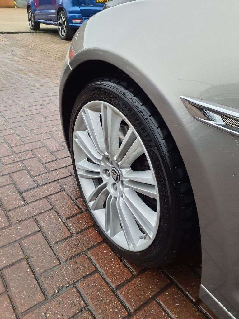 2010 JAGUAR XJ 2010 JAGUAR XJ