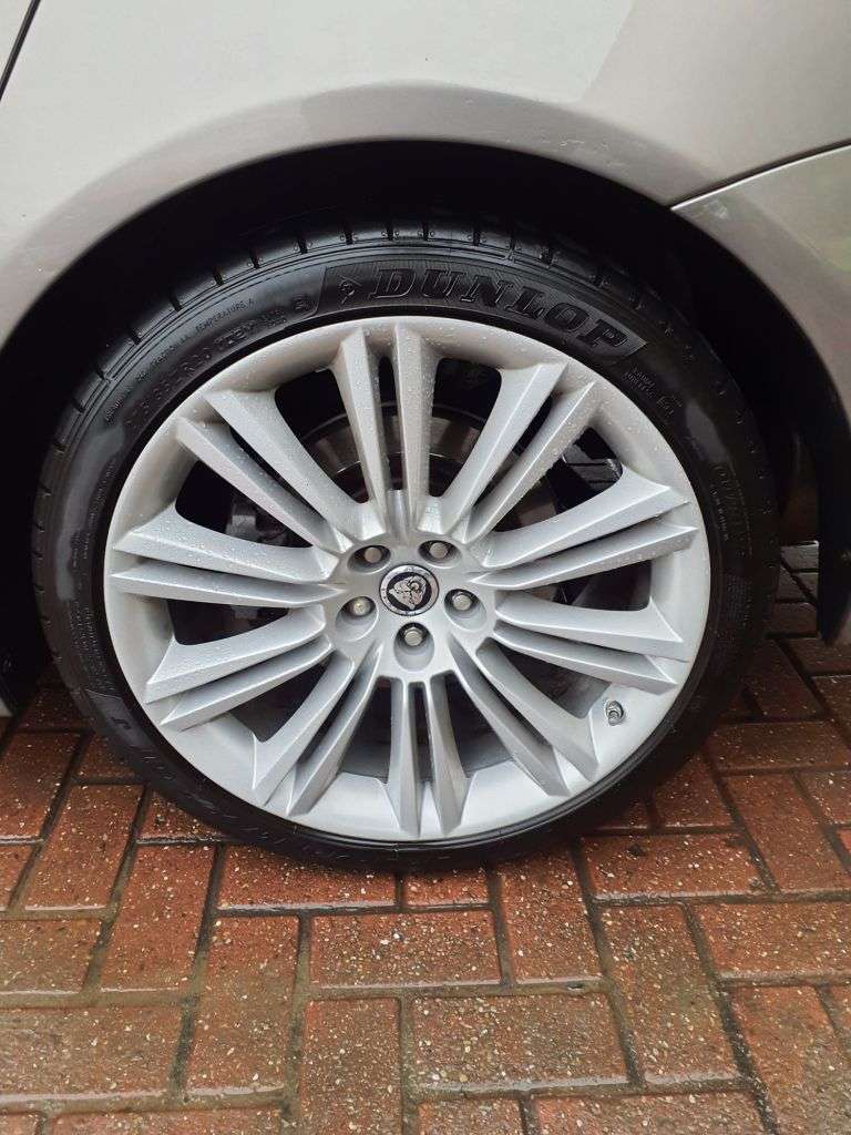 2010 JAGUAR XJ 2010 JAGUAR XJ