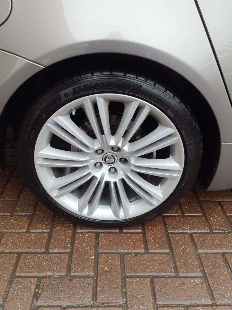 2010 JAGUAR XJ 2010 JAGUAR XJ