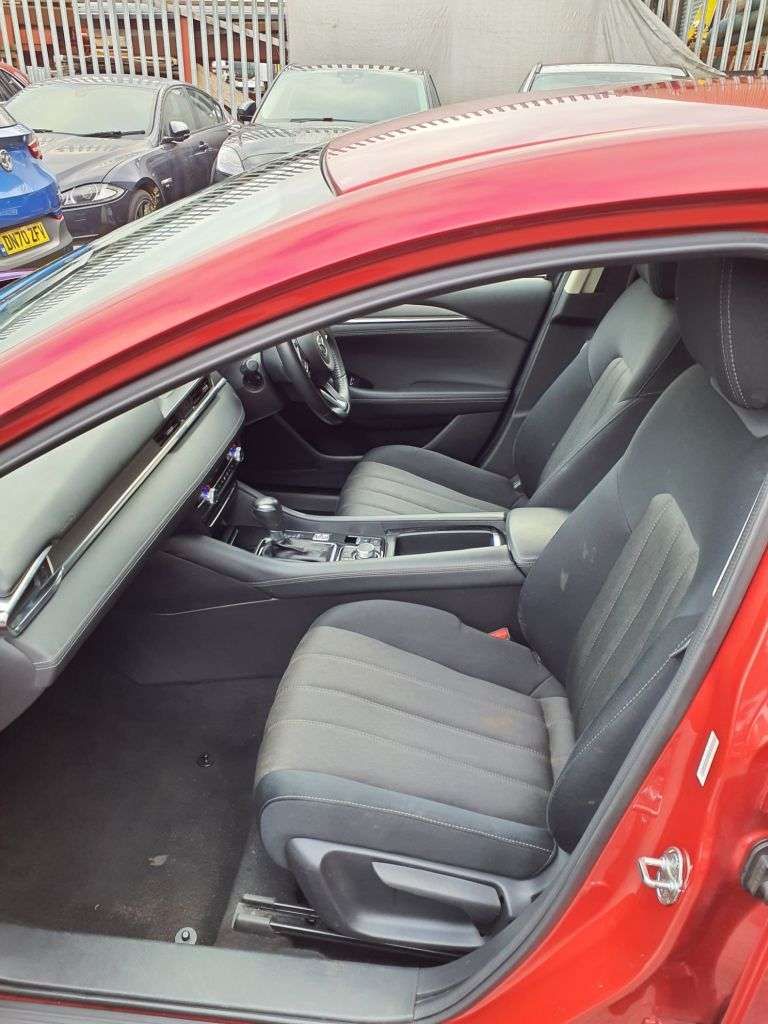 A 2019 MAZDA MAZDA6 2.0 SKYACTIV-G SE-L Nav+ Saloon 4dr Petrol Auto Euro 6 (s/s) (145 ps) 6 MON A 2019 MAZDA MAZDA6 2.0 SKYACTIV-G SE-L Nav+ Saloon 4dr Petrol Auto Euro 6 (s/s) (145 ps) 6 MON
