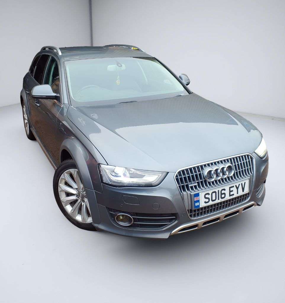 A 2016 AUDI A4 ALLROAD 2.0 TDI Estate 5dr Diesel S Tronic quattro Euro 5 (s/s) (177 ps) 6 MONTHS W A 2016 AUDI A4 ALLROAD 2.0 TDI Estate 5dr Diesel S Tronic quattro Euro 5 (s/s) (177 ps) 6 MONTHS W