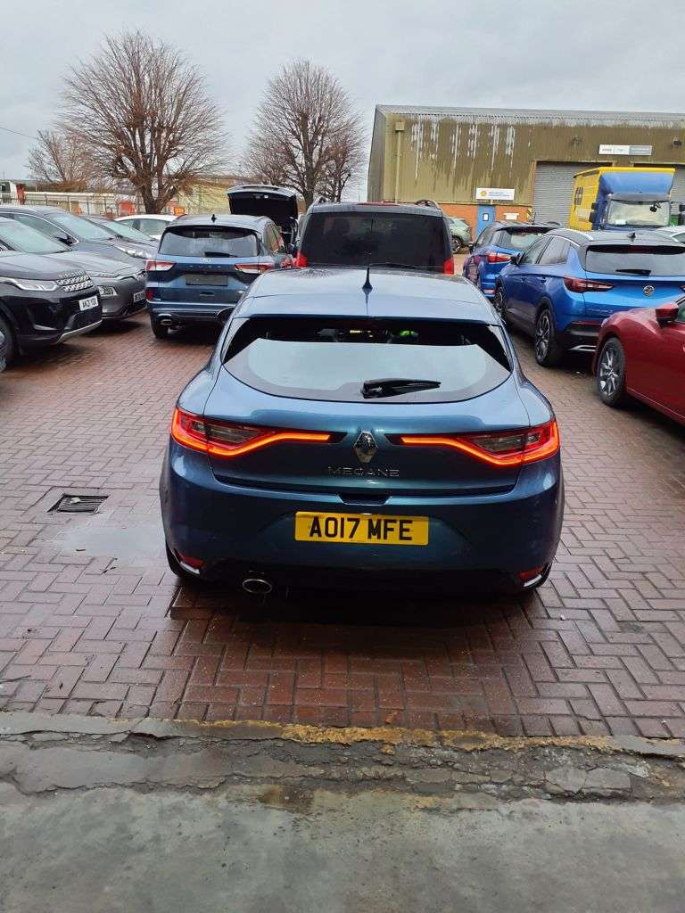 2017 RENAULT MEGANE 2017 RENAULT MEGANE