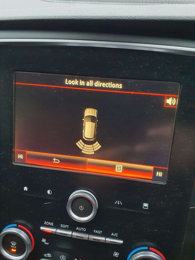 2017 RENAULT MEGANE 2017 RENAULT MEGANE