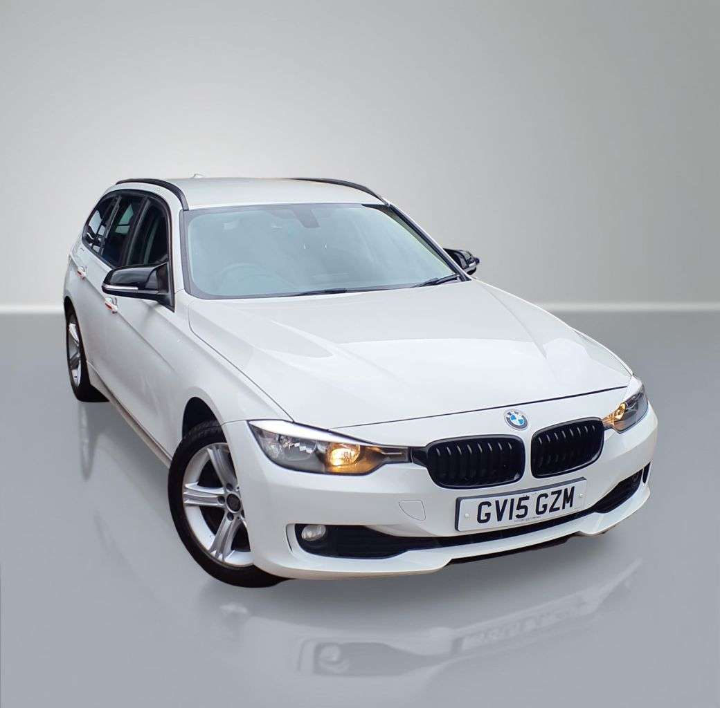 A 2015 BMW 3 SERIES 2.0 318d BluePerformance SE Touring 5dr Diesel Auto Euro 6 (s/s) (143 ps) 3 A 2015 BMW 3 SERIES 2.0 318d BluePerformance SE Touring 5dr Diesel Auto Euro 6 (s/s) (143 ps) 3