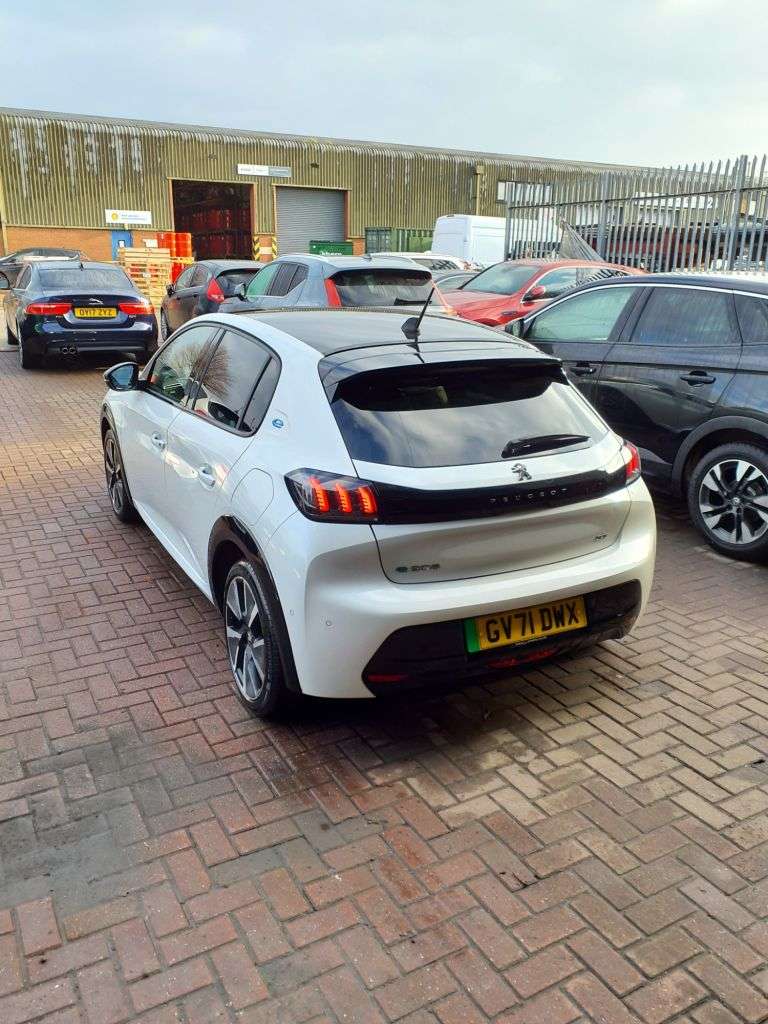 2021 PEUGEOT E-208 2021 PEUGEOT E-208