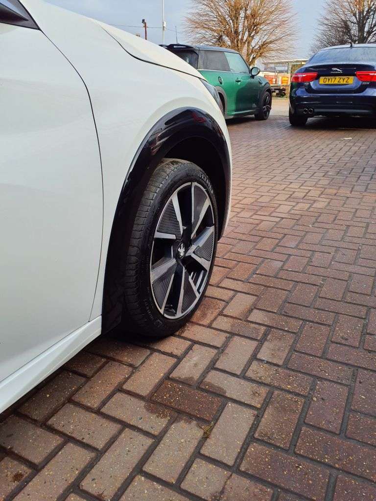 2021 PEUGEOT E-208 2021 PEUGEOT E-208