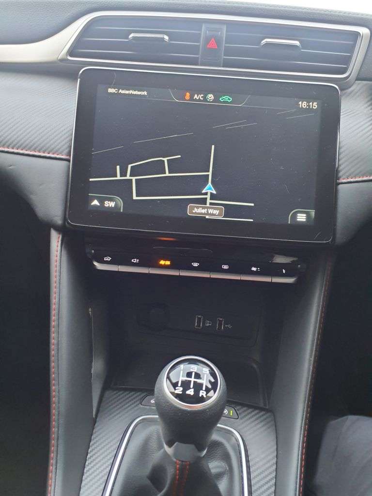 2022 MG MG ZS 2022 MG MG ZS