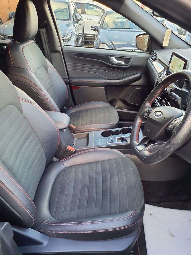 2021 FORD KUGA 2021 FORD KUGA