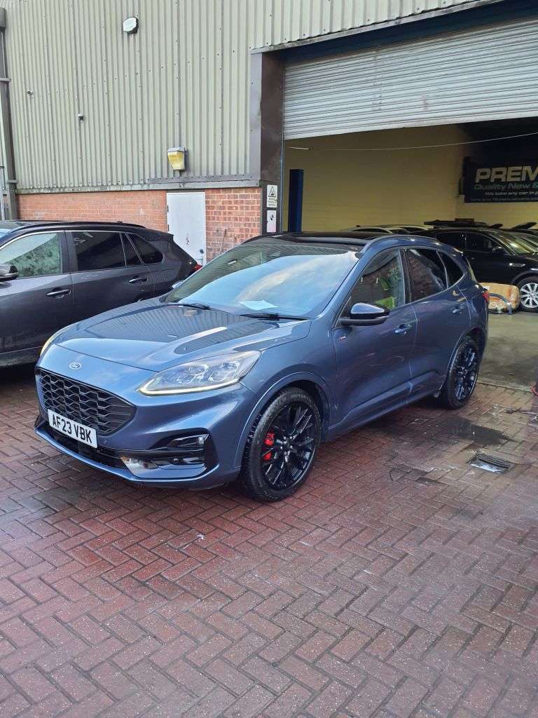 A 2023 FORD KUGA 2.5h Duratec ST-Line X Edition SUV 5dr Petrol Hybrid CVT Euro 6 (s/s) (190 A 2023 FORD KUGA 2.5h Duratec ST-Line X Edition SUV 5dr Petrol Hybrid CVT Euro 6 (s/s) (190
