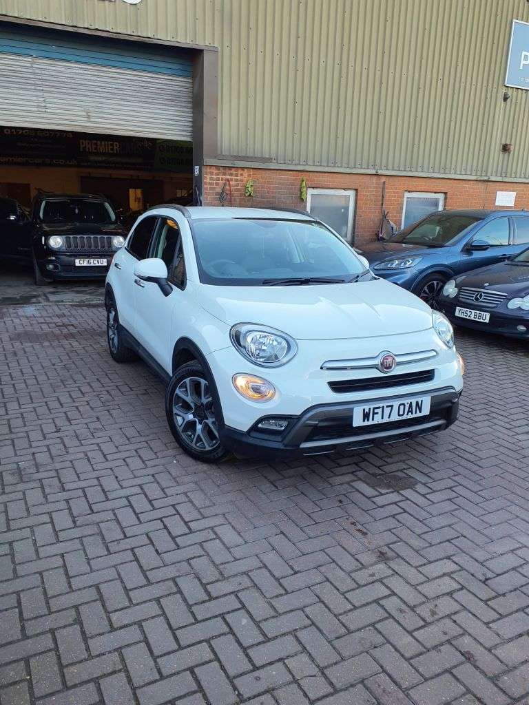 A 2017 FIAT 500X 1.6 MultiJetII Cross SUV 5dr Diesel DCT Euro 6 (s/s) (120 ps) 3 MONTHS WARR A 2017 FIAT 500X 1.6 MultiJetII Cross SUV 5dr Diesel DCT Euro 6 (s/s) (120 ps) 3 MONTHS WARR