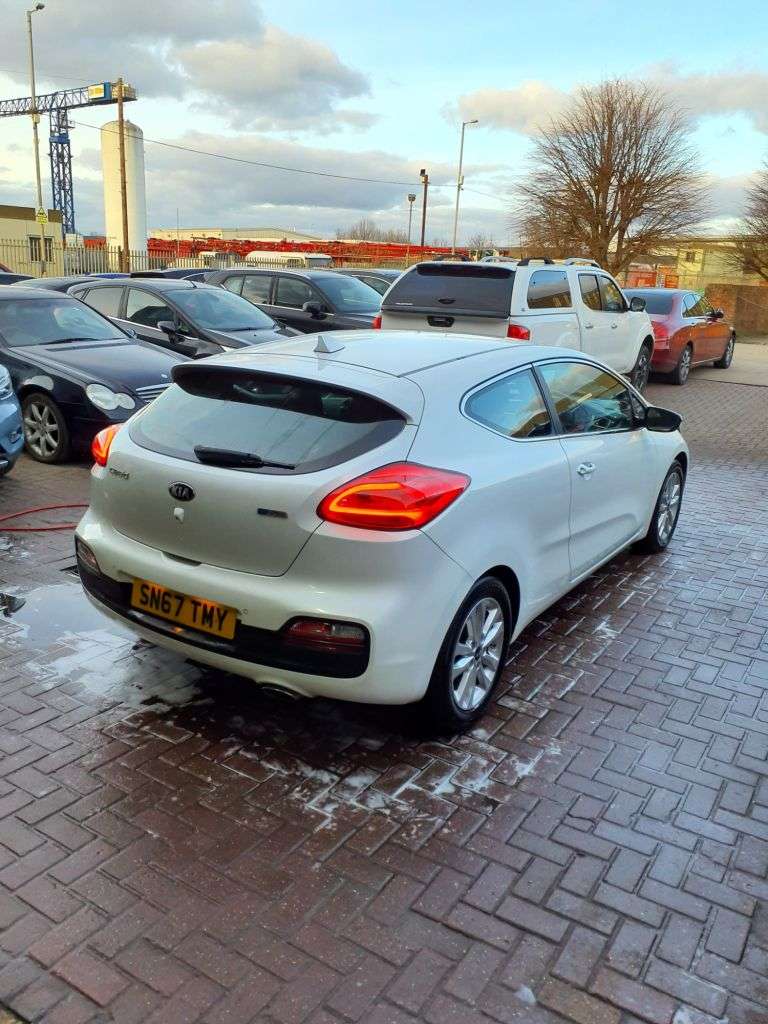 2017 KIA PROCEED 2017 KIA PROCEED